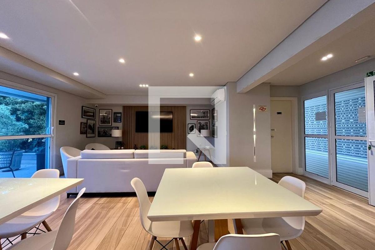 Apartamento à Venda - Taquaral, 1 Quarto,  75 m2 em , Campinas - sp | SoloBR