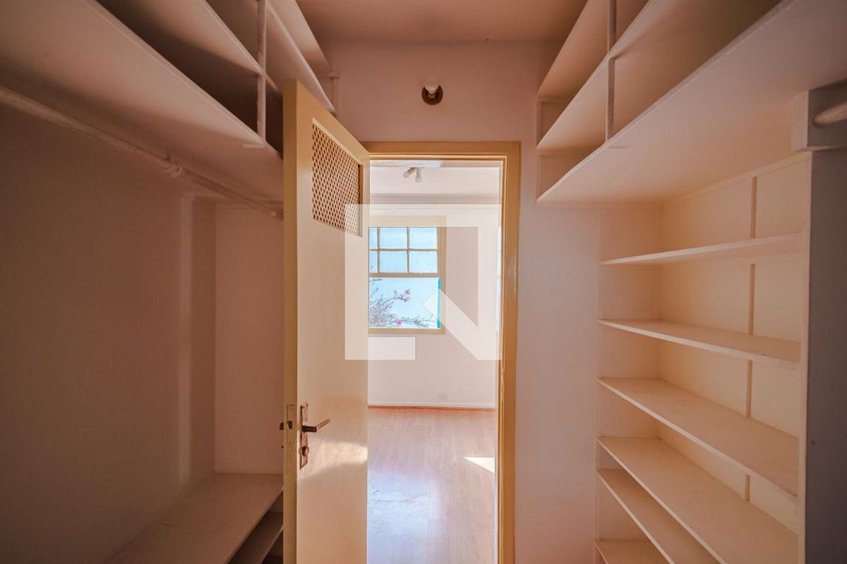 Casa, 5 quartos, 318 m² - Foto 43