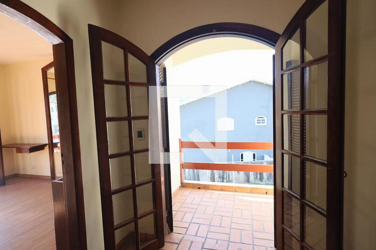 Casa, 5 quartos, 320 m² - Foto 13