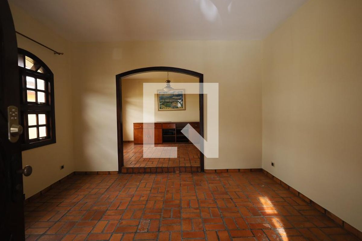 Casa, 5 quartos, 320 m² - Foto 1