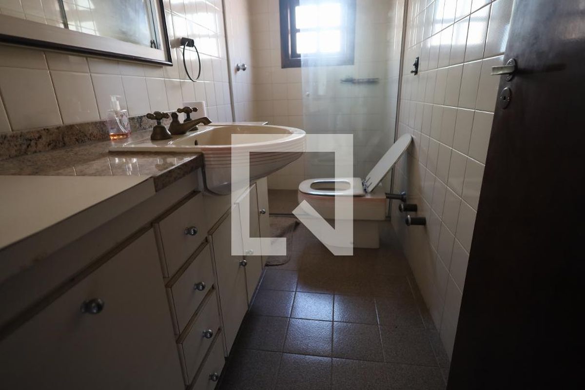 Casa, 5 quartos, 320 m² - Foto 44