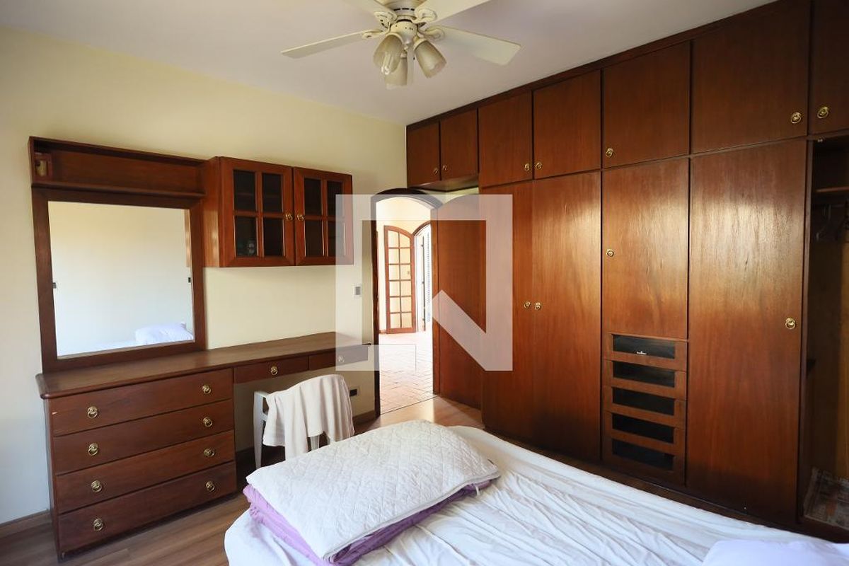 Casa, 5 quartos, 320 m² - Foto 42