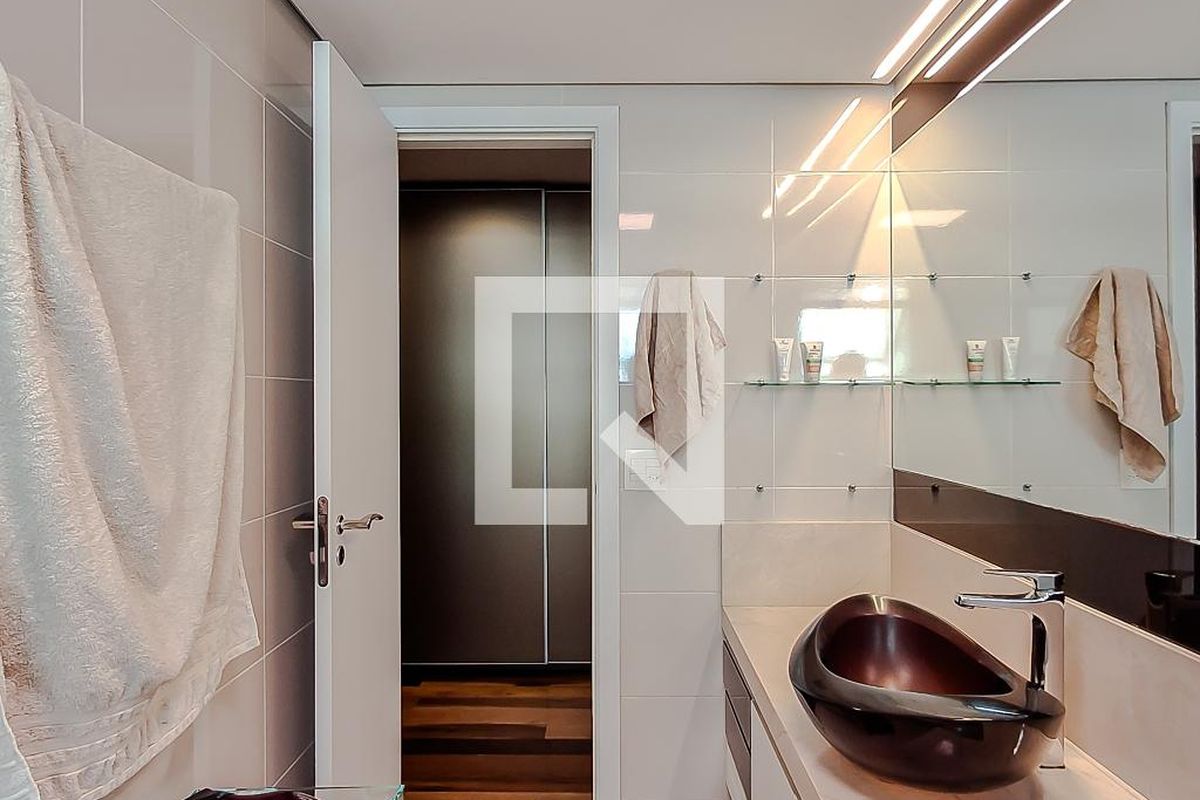 Apartamento, 3 quartos, 213 m² - Foto 47