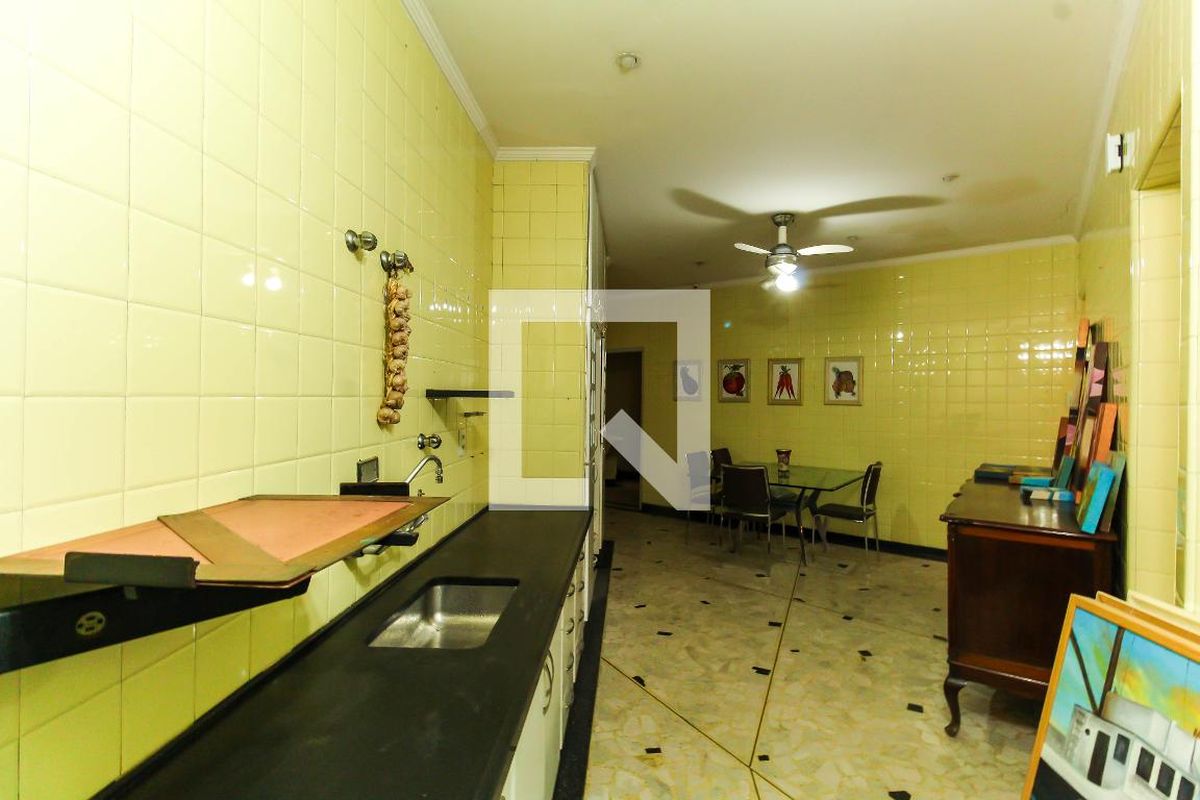 Casa, 3 quartos, 200 m² - Foto 31