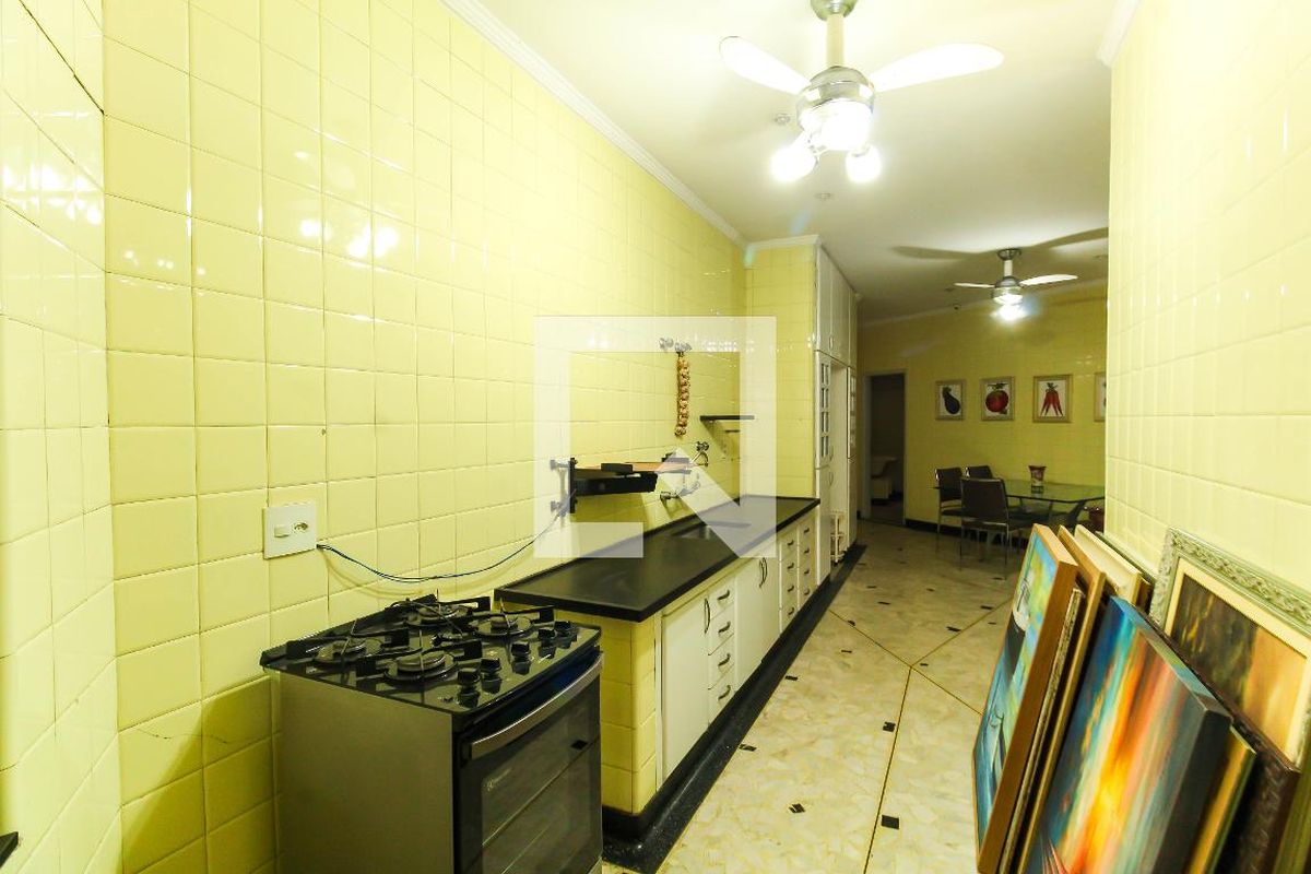 Casa, 3 quartos, 200 m² - Foto 30