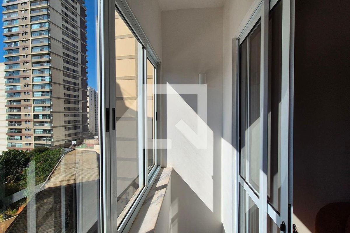 Apartamento à Venda - Cambuí, 2 Quartos,  61 m2 em , Campinas - sp | SoloBR
