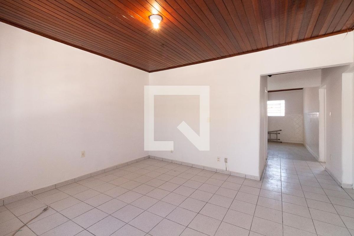 Casa, 2 quartos, 110 m² - Foto 1