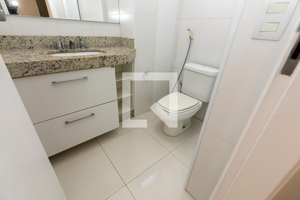 Casa à Venda - Fazenda Santa Cândida, 3 Quartos,  180 m2 em , Campinas - sp | SoloBR