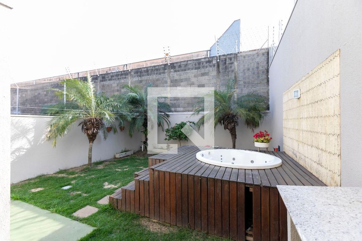 Casa à Venda - Fazenda Santa Cândida, 3 Quartos,  180 m2 em , Campinas - sp | SoloBR