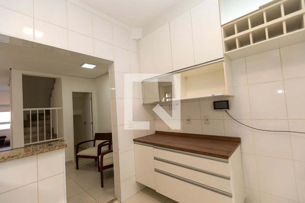 Casa à Venda - Fazenda Santa Cândida, 3 Quartos,  180 m2 em , Campinas - sp | SoloBR