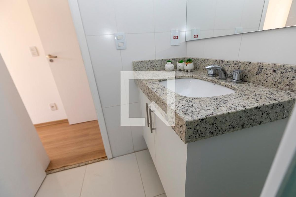Casa à Venda - Fazenda Santa Cândida, 3 Quartos,  180 m2 em , Campinas - sp | SoloBR