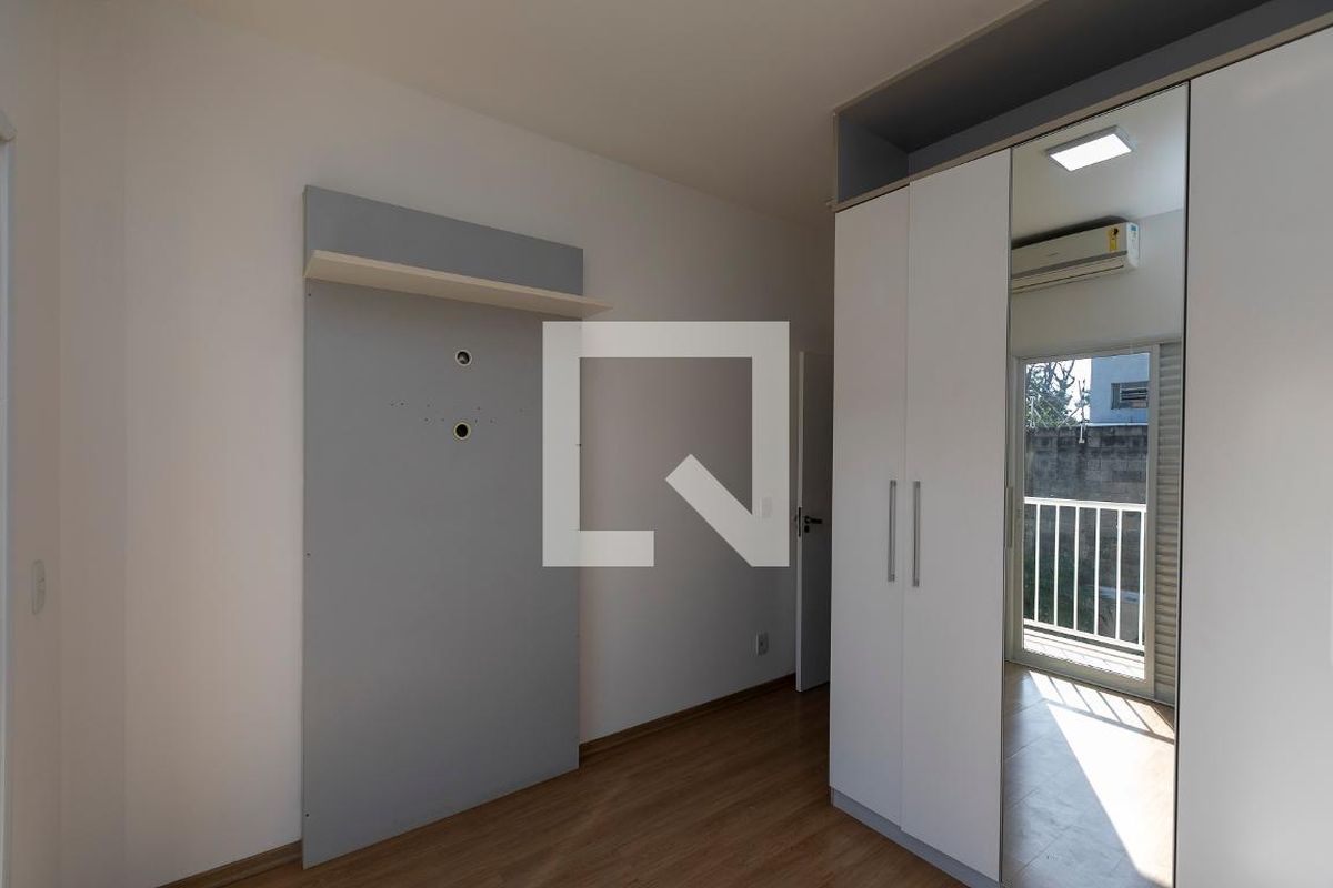Casa à Venda - Fazenda Santa Cândida, 3 Quartos,  180 m2 em , Campinas - sp | SoloBR