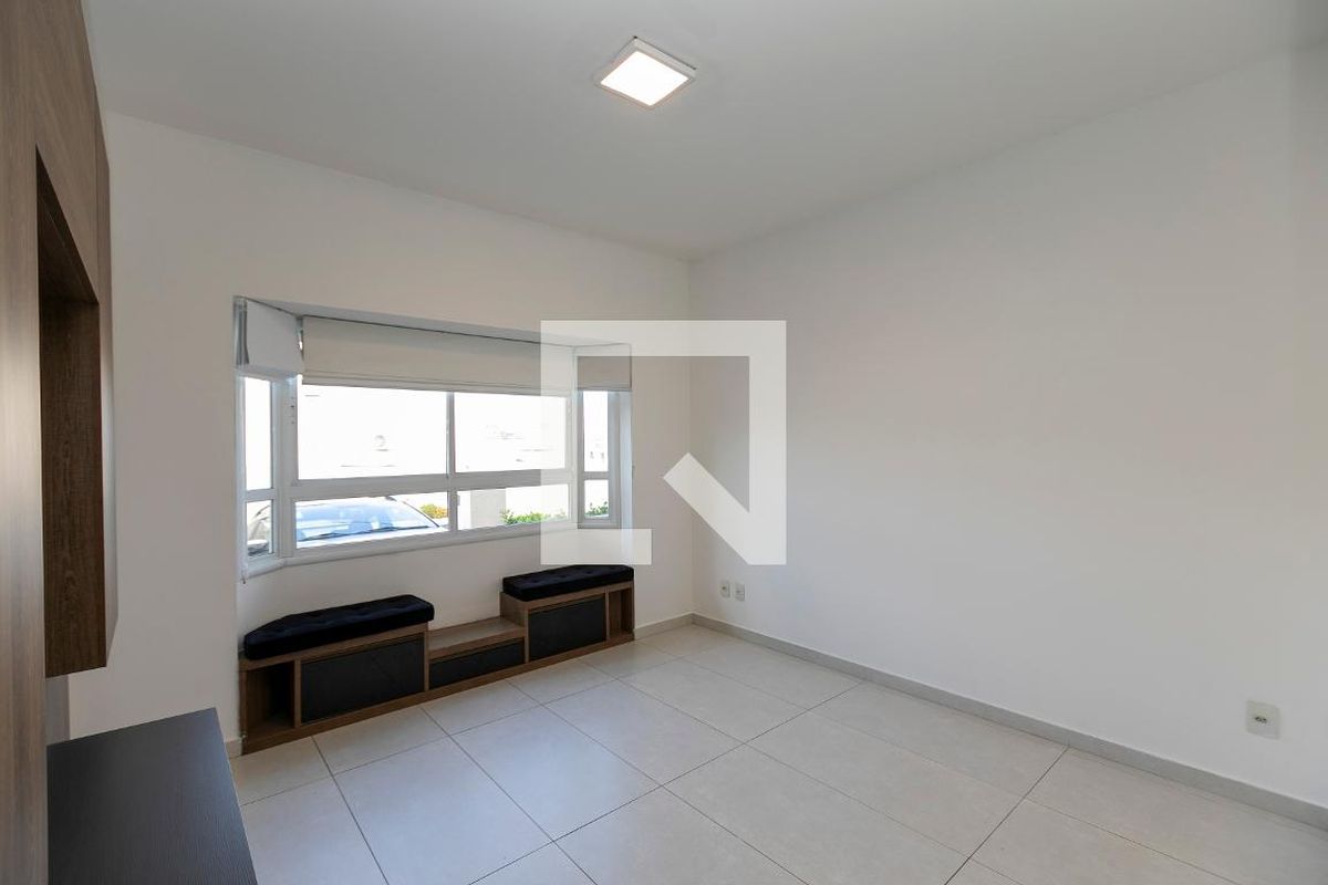 Casa à Venda - Fazenda Santa Cândida, 3 Quartos,  180 m2 em , Campinas - sp | SoloBR