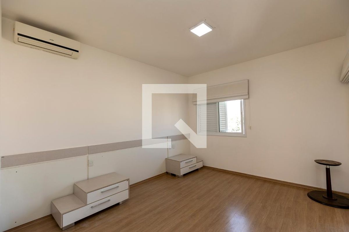 Casa à Venda - Fazenda Santa Cândida, 3 Quartos,  180 m2 em , Campinas - sp | SoloBR