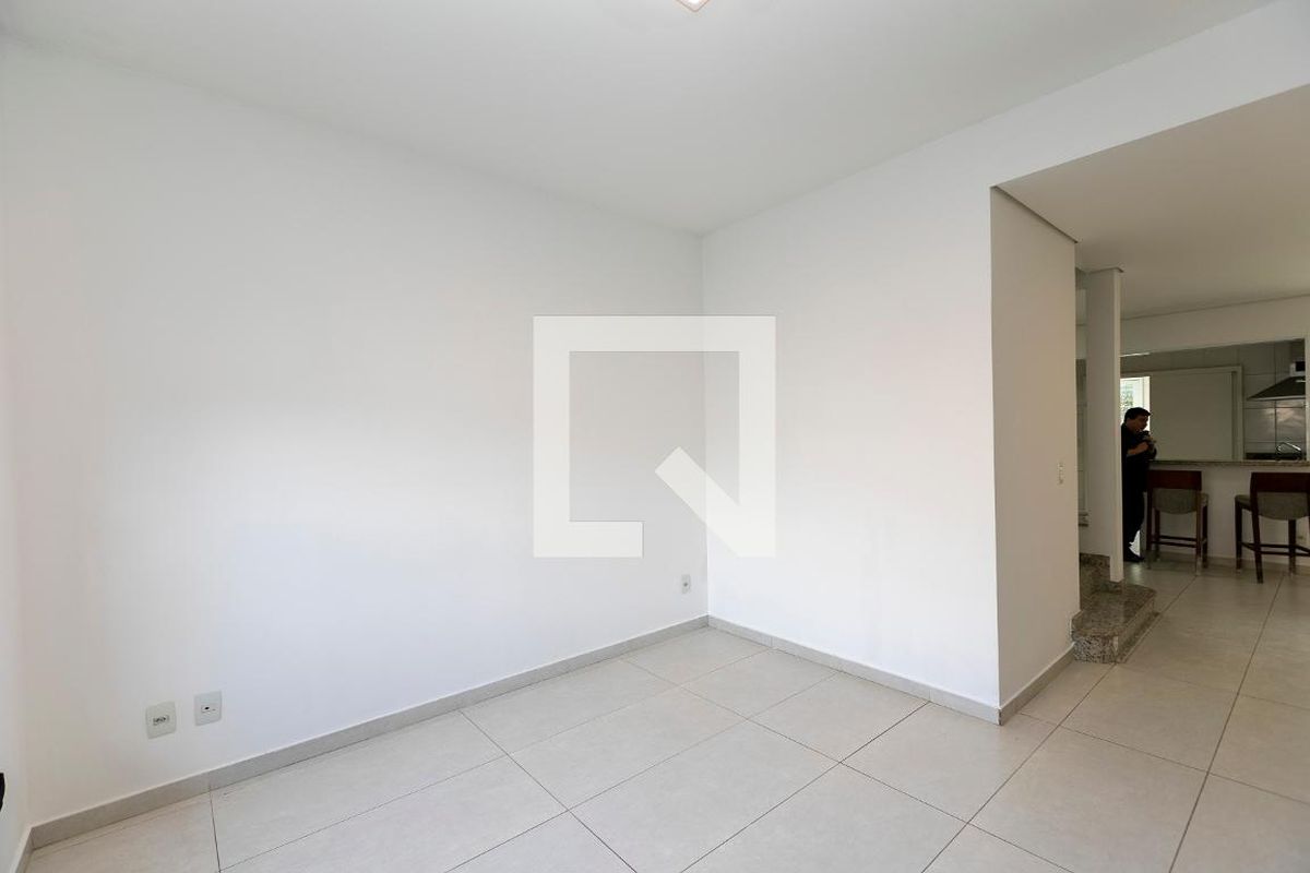 Casa à Venda - Fazenda Santa Cândida, 3 Quartos,  180 m2 em , Campinas - sp | SoloBR