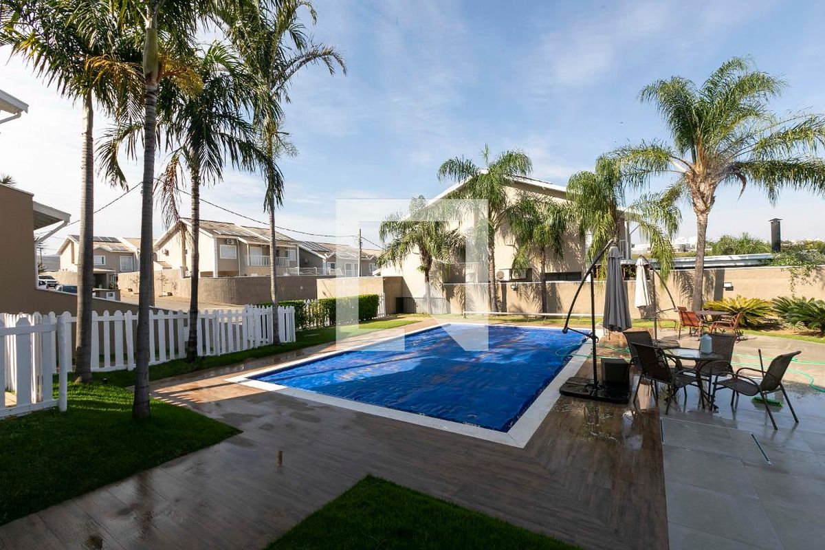 Casa à Venda - Fazenda Santa Cândida, 3 Quartos,  180 m2 em , Campinas - sp | SoloBR