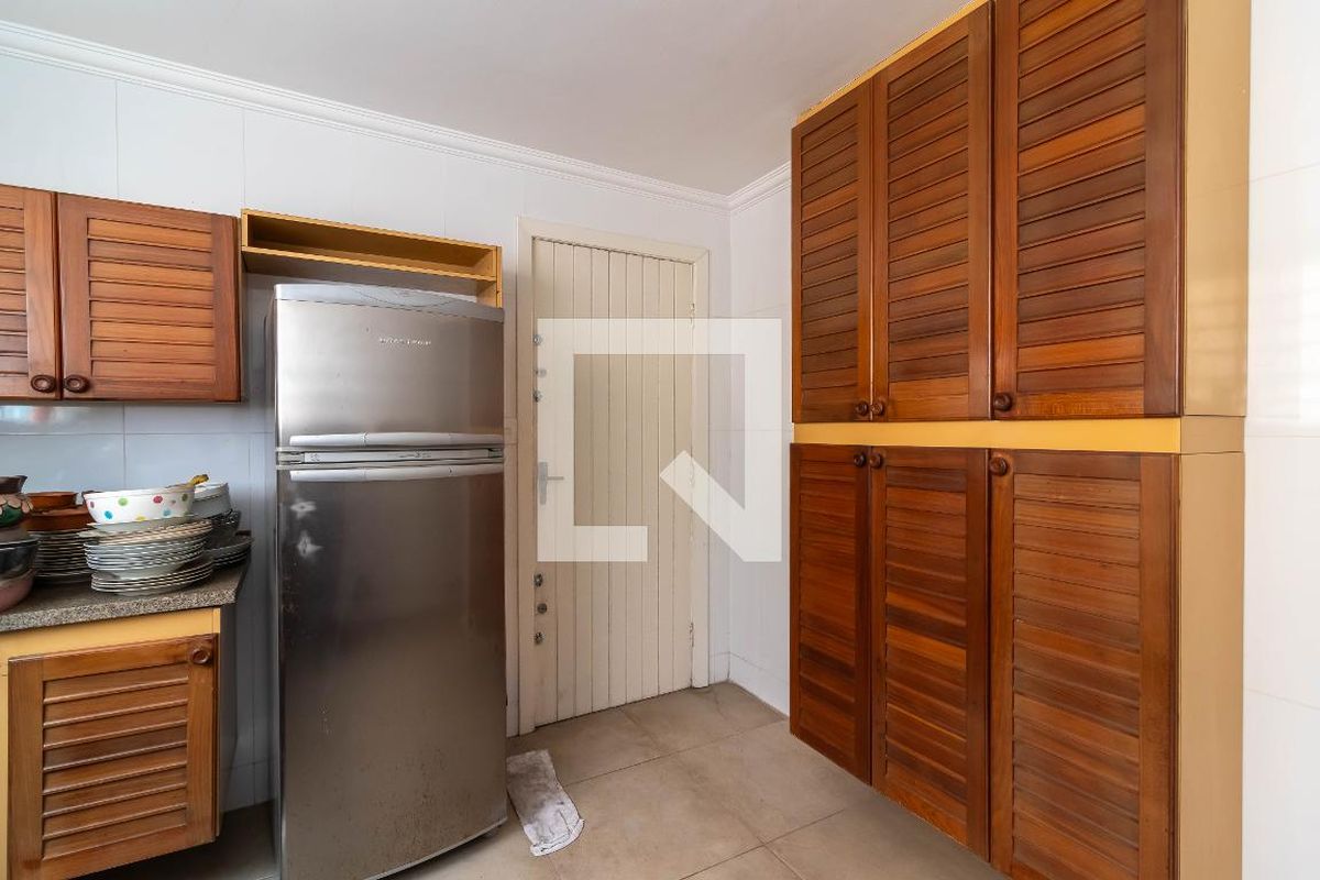 Casa, 3 quartos, 182 m² - Foto 37