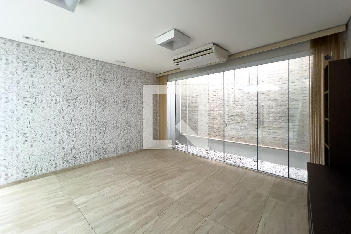 Casa, 2 quartos, 229 m² - Foto 4