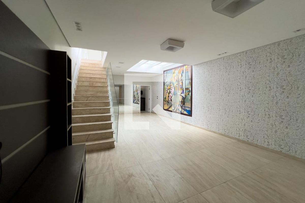Casa, 2 quartos, 229 m² - Foto 3