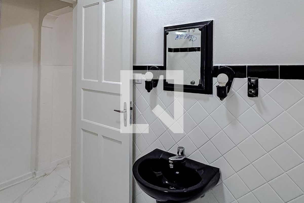 Casa, 3 quartos, 208 m² - Foto 33