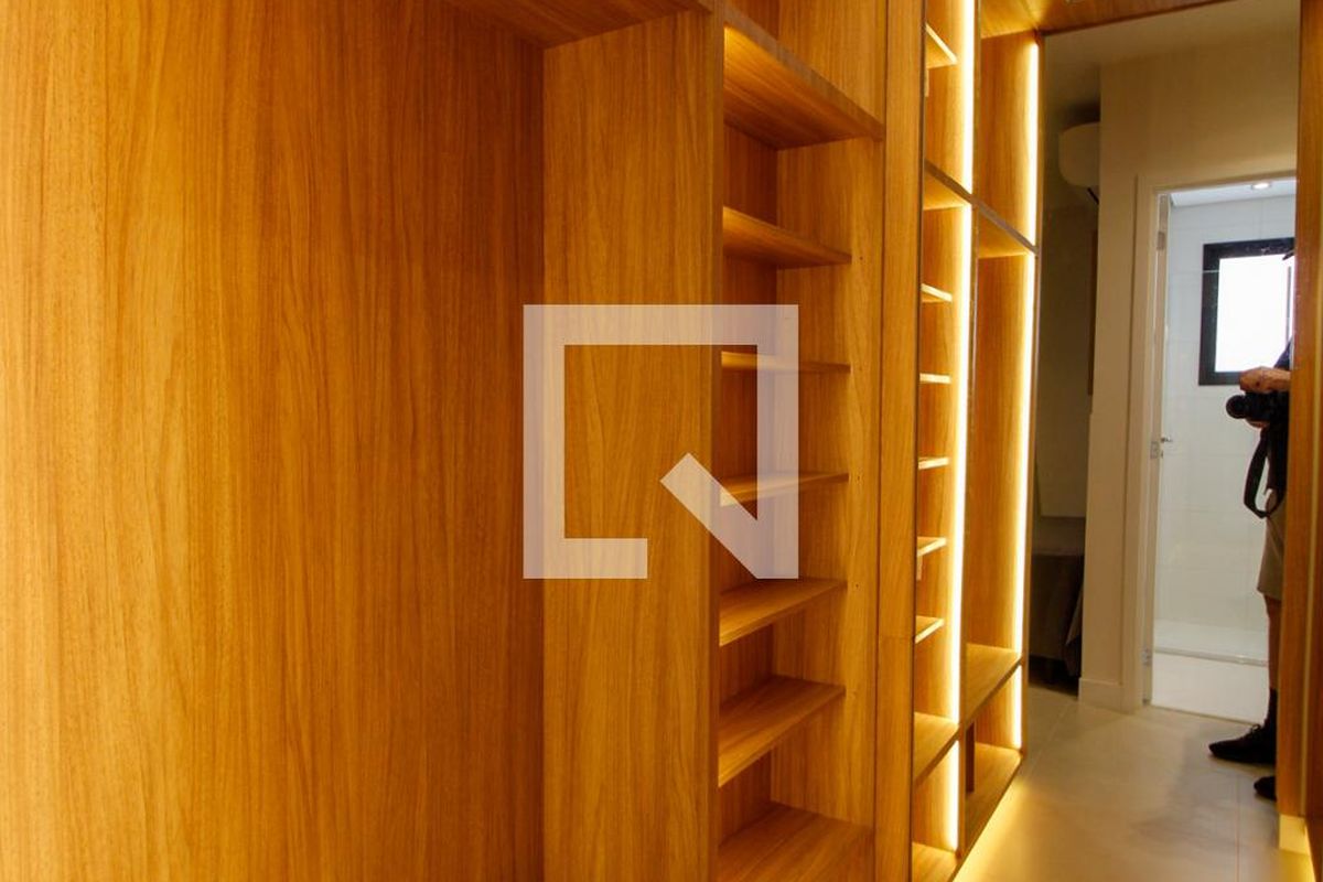 Apartamento à Venda - Bosque, 1 Quarto,  46 m2 em , Campinas - sp | SoloBR