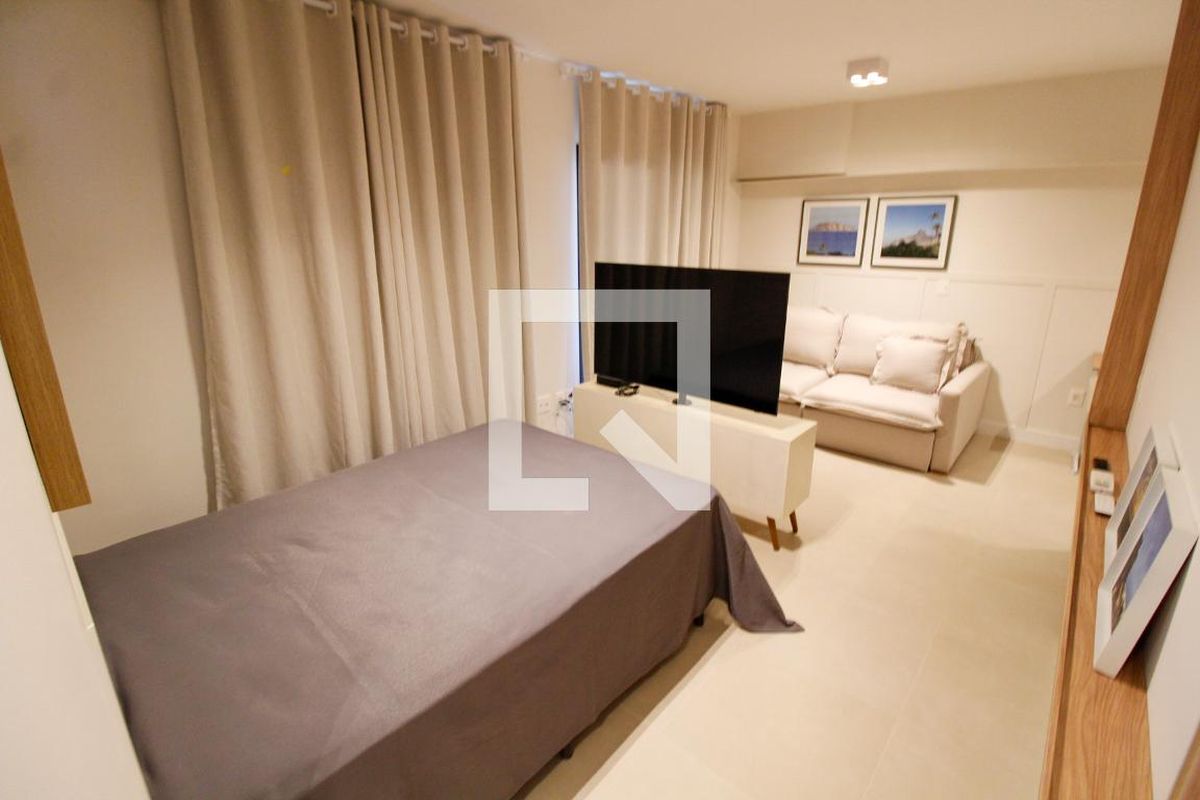 Apartamento à Venda - Bosque, 1 Quarto,  46 m2 em , Campinas - sp | SoloBR