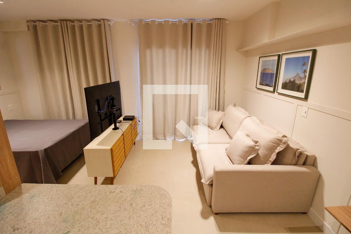 Apartamento à Venda - Bosque, 1 Quarto,  46 m2 em , Campinas - sp | SoloBR