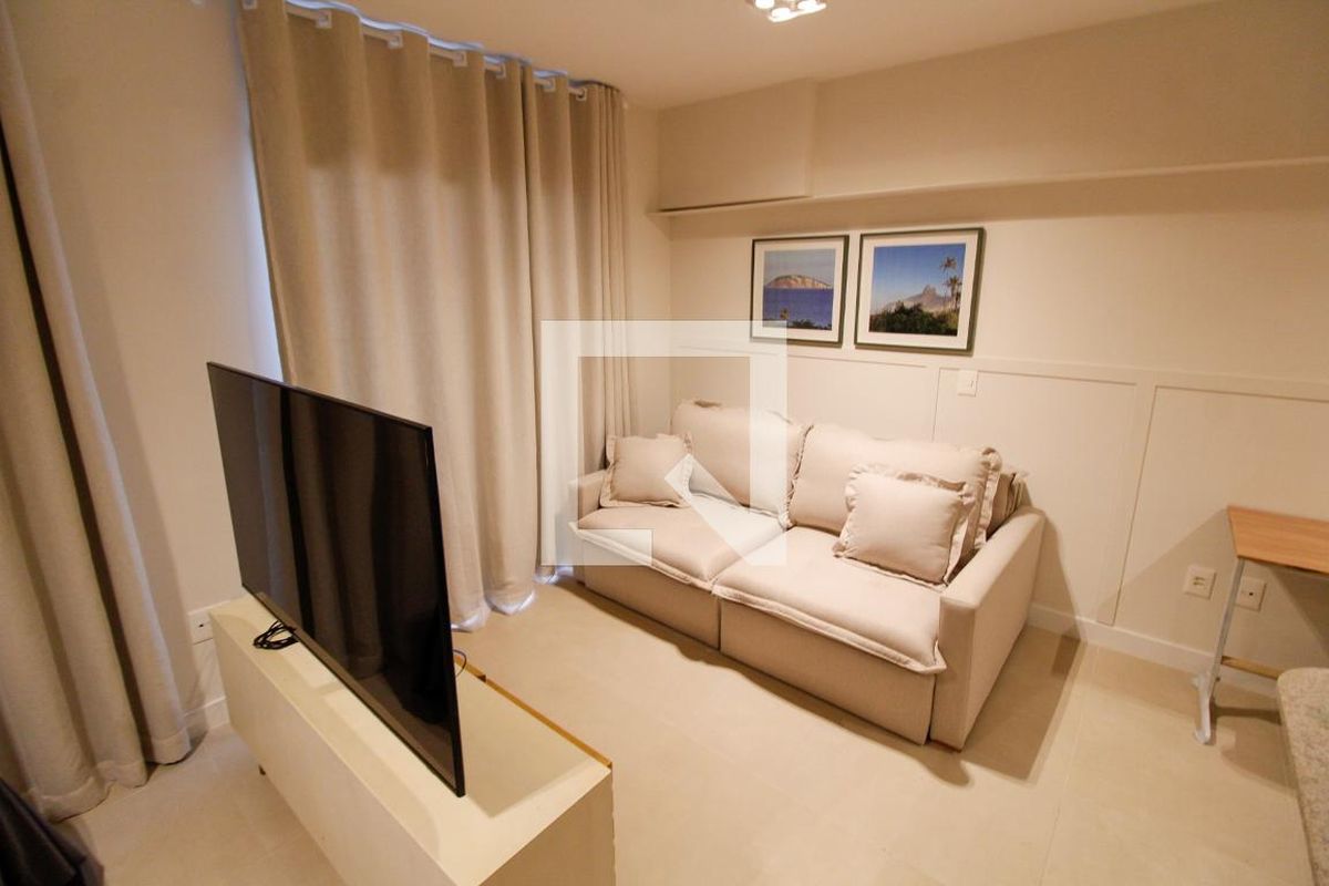 Apartamento à Venda - Bosque, 1 Quarto,  46 m2 em , Campinas - sp | SoloBR