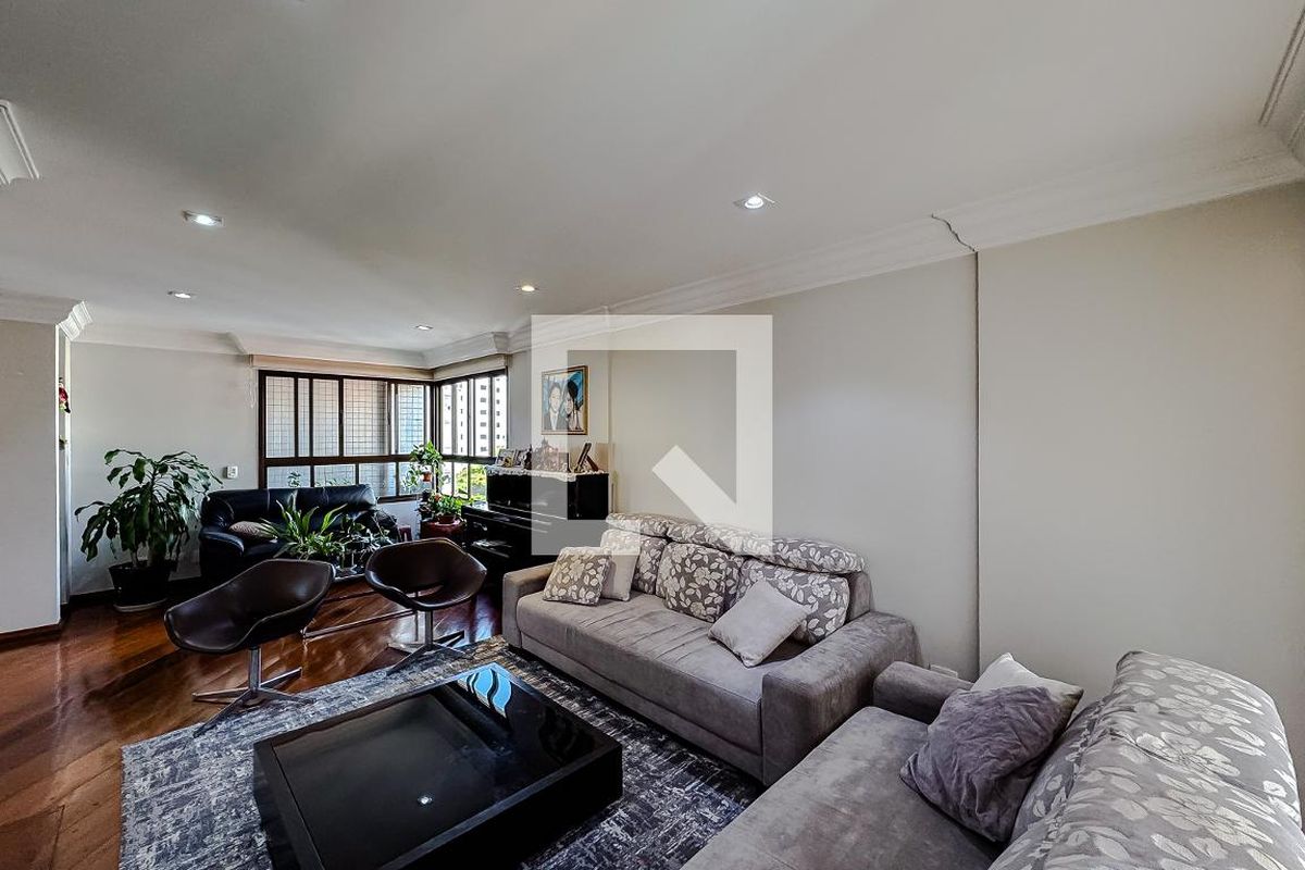 Apartamento, 3 quartos, 168 m² - Foto 1