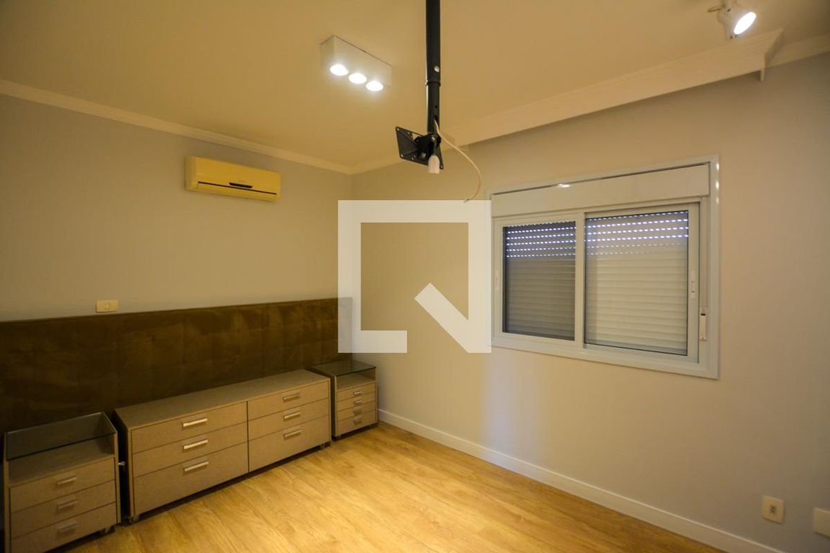 Casa, 5 quartos, 300 m² - Foto 18