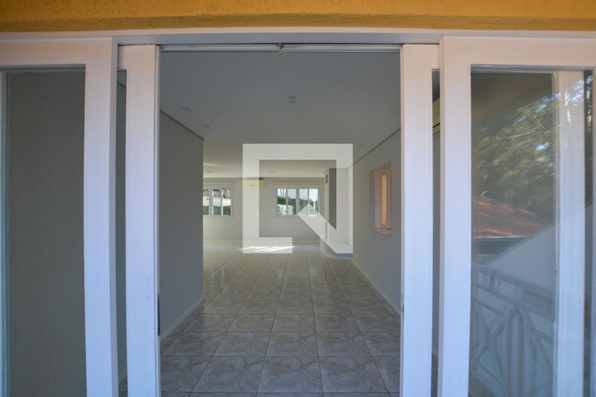 Casa, 5 quartos, 300 m² - Foto 8