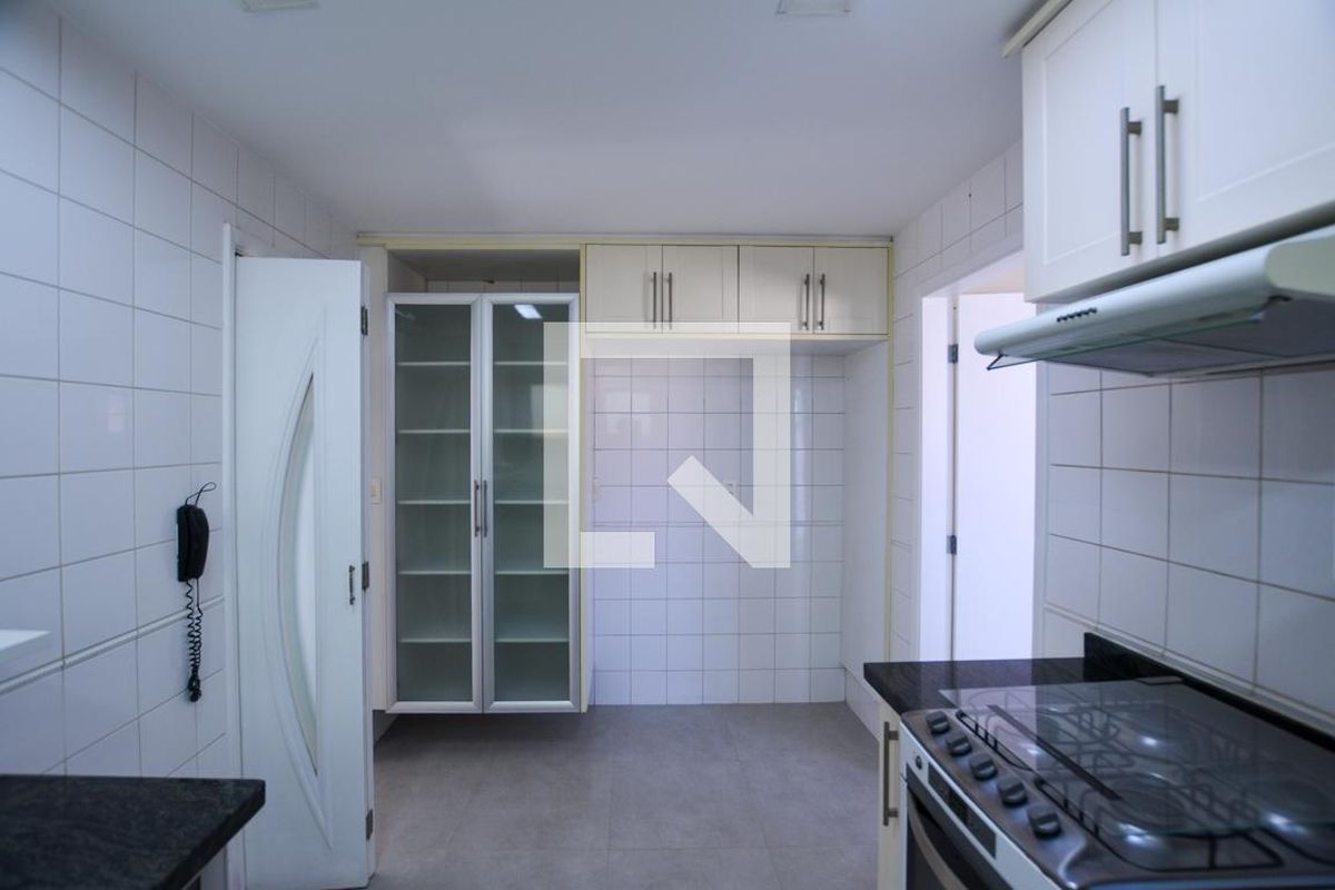 Casa, 5 quartos, 300 m² - Foto 62