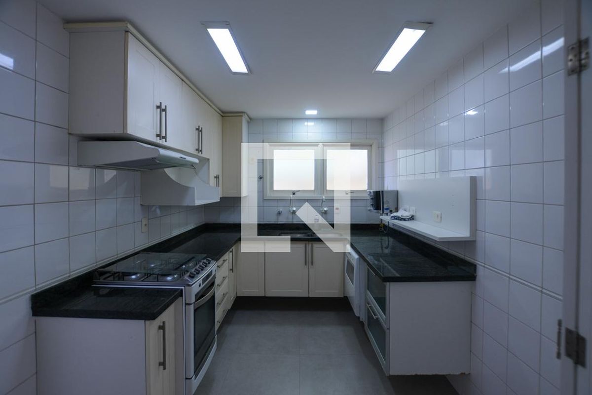 Casa, 5 quartos, 300 m² - Foto 61