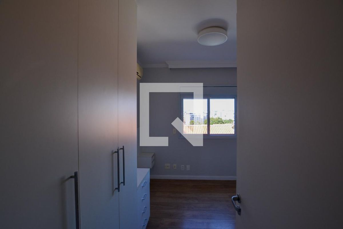 Casa, 5 quartos, 300 m² - Foto 41