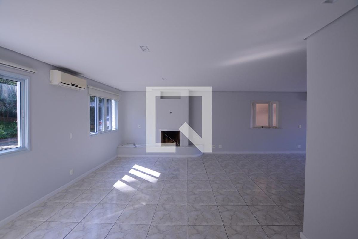 Casa, 5 quartos, 300 m² - Foto 1
