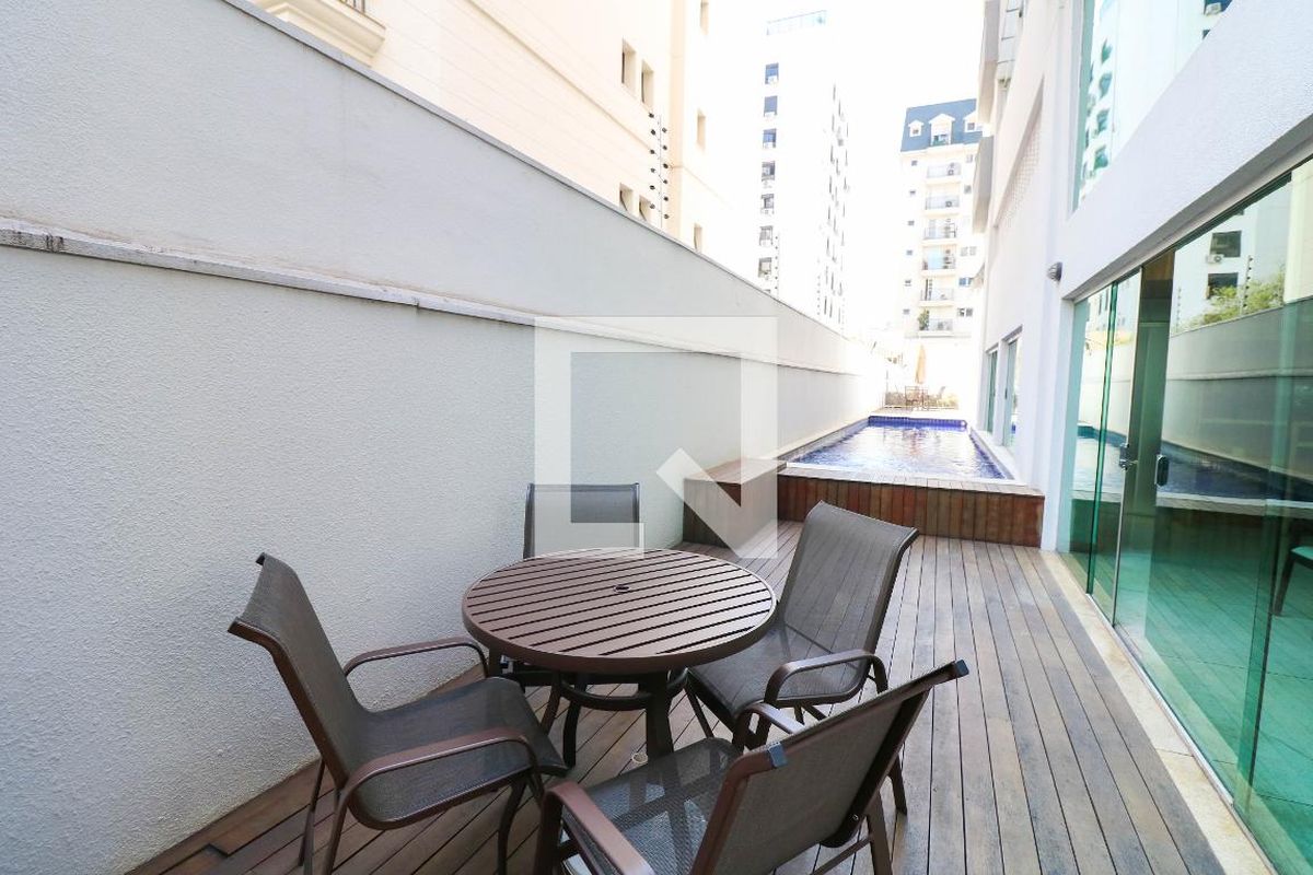 Apartamento, 2 quartos, 64 m² - Foto 35