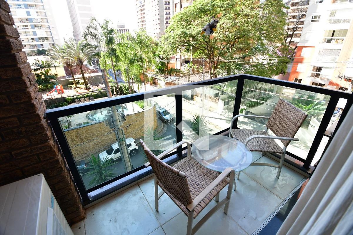 Apartamento à Venda - Cambuí, 1 Quarto,  40 m2 em , Campinas - sp | SoloBR