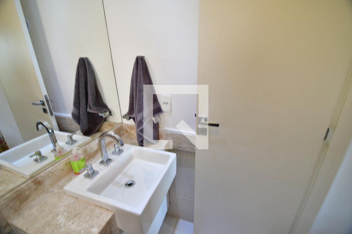 Apartamento à Venda - Cambuí, 1 Quarto,  40 m2 em , Campinas - sp | SoloBR