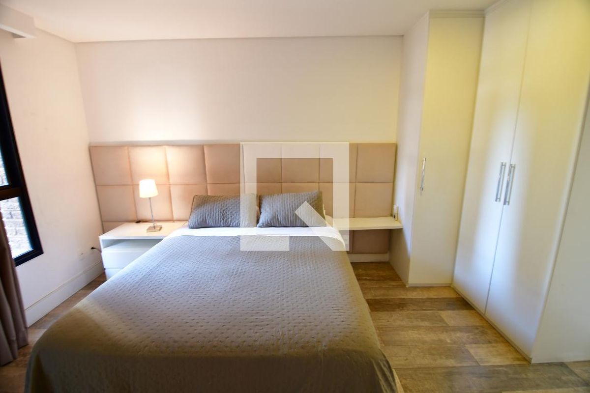 Apartamento à Venda - Cambuí, 1 Quarto,  40 m2 em , Campinas - sp | SoloBR