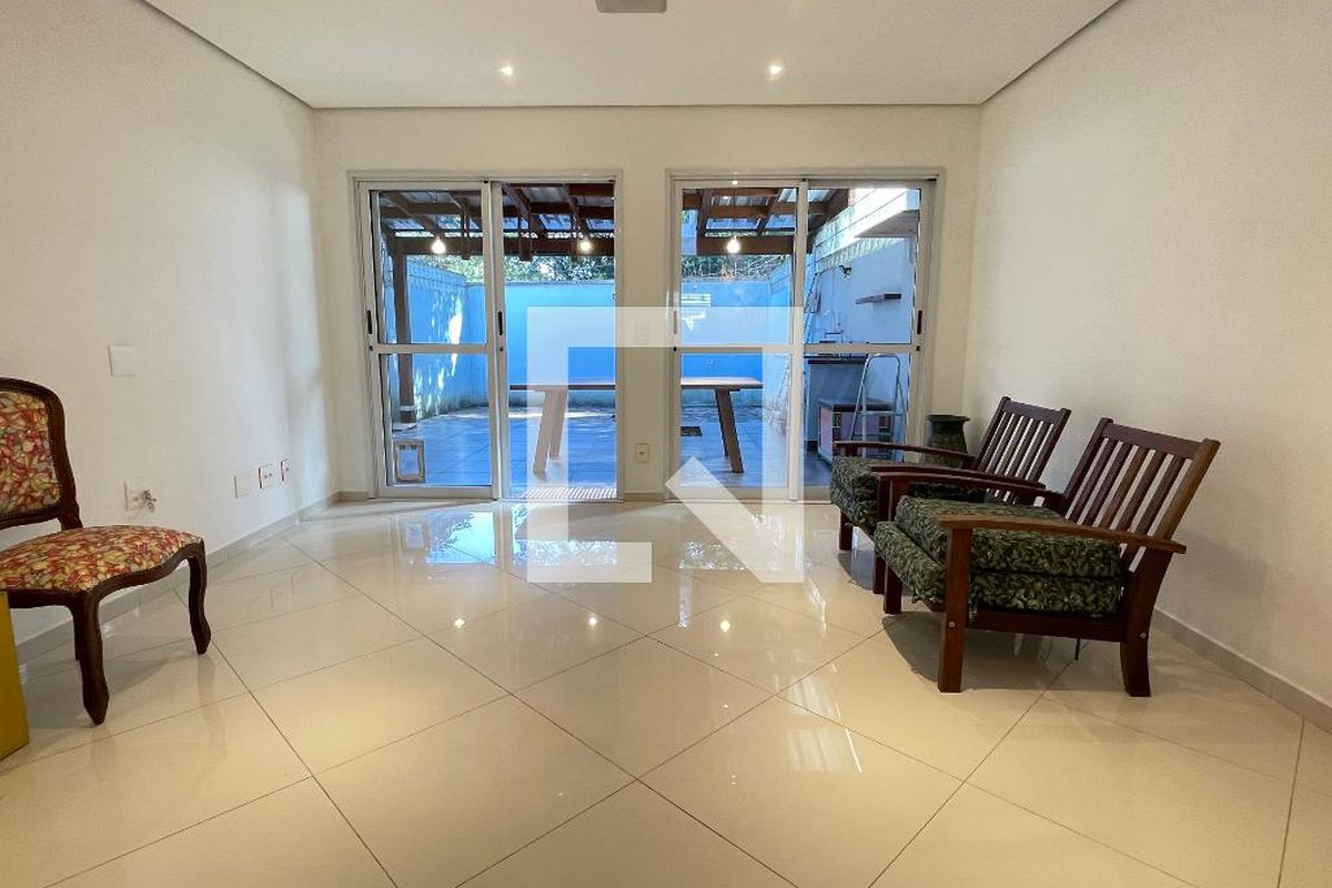 Casa, 2 quartos, 107 m² - Foto 1