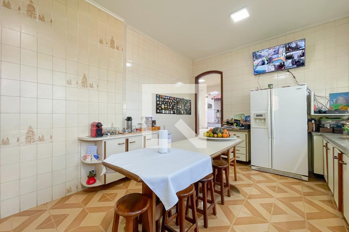Casa, 4 quartos, 1500 m² - Foto 36