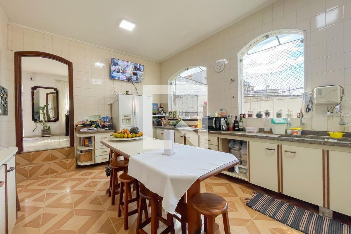 Casa, 4 quartos, 1500 m² - Foto 37