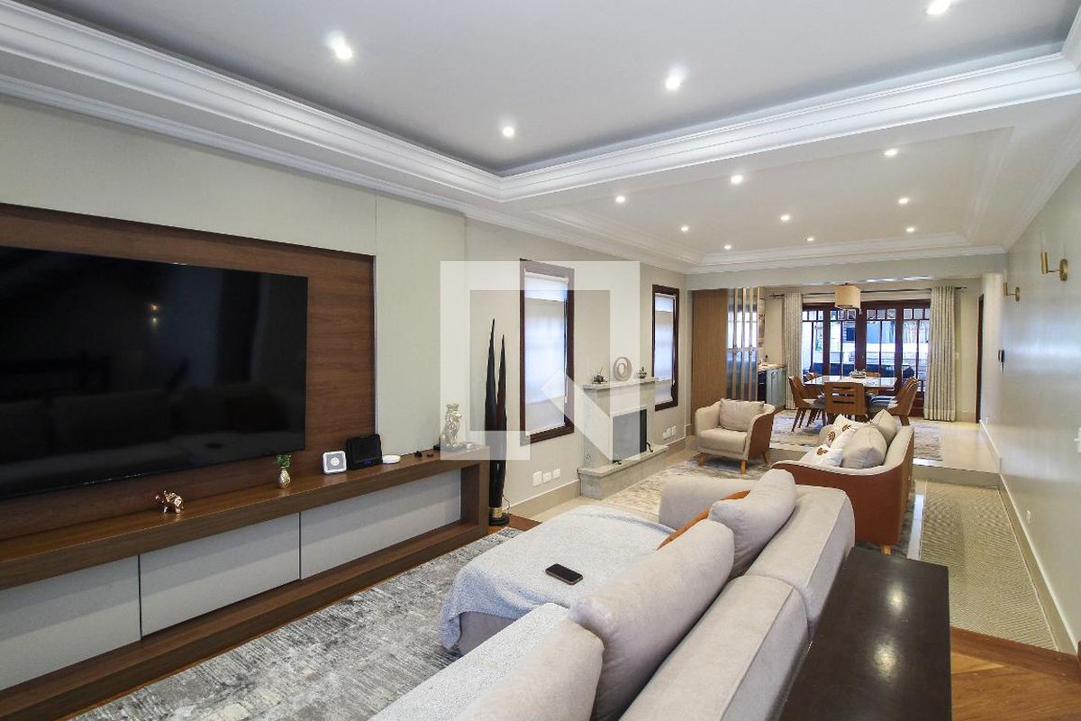Casa, 4 quartos, 550 m² - Foto 1