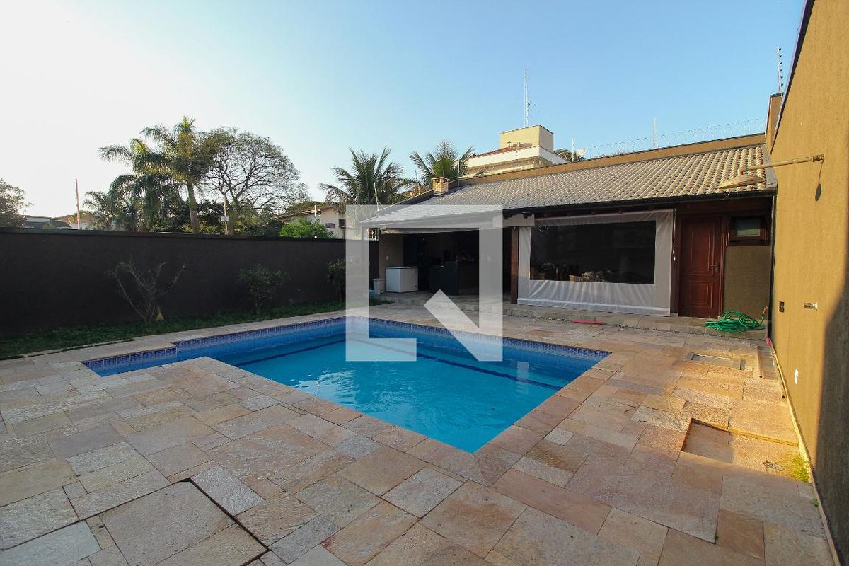 Casa, 4 quartos, 550 m² - Foto 29