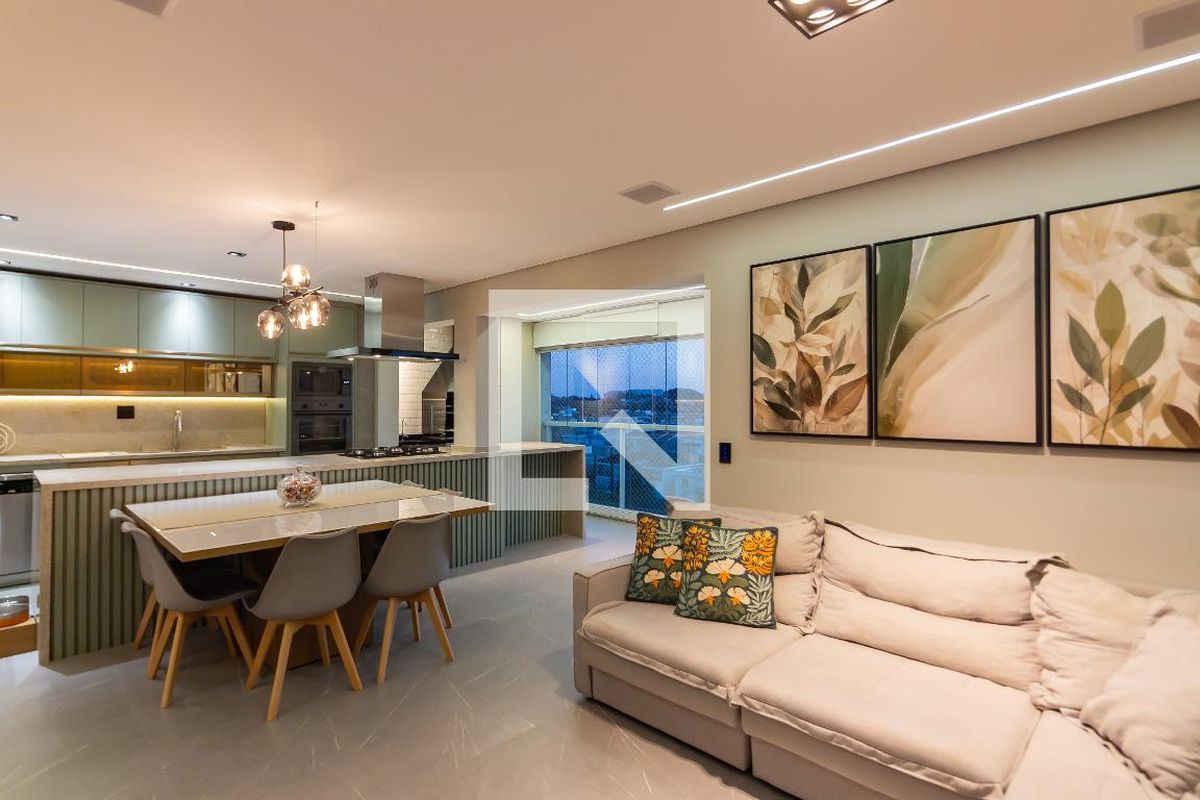 Apartamento, 3 quartos, 136 m² - Foto 1