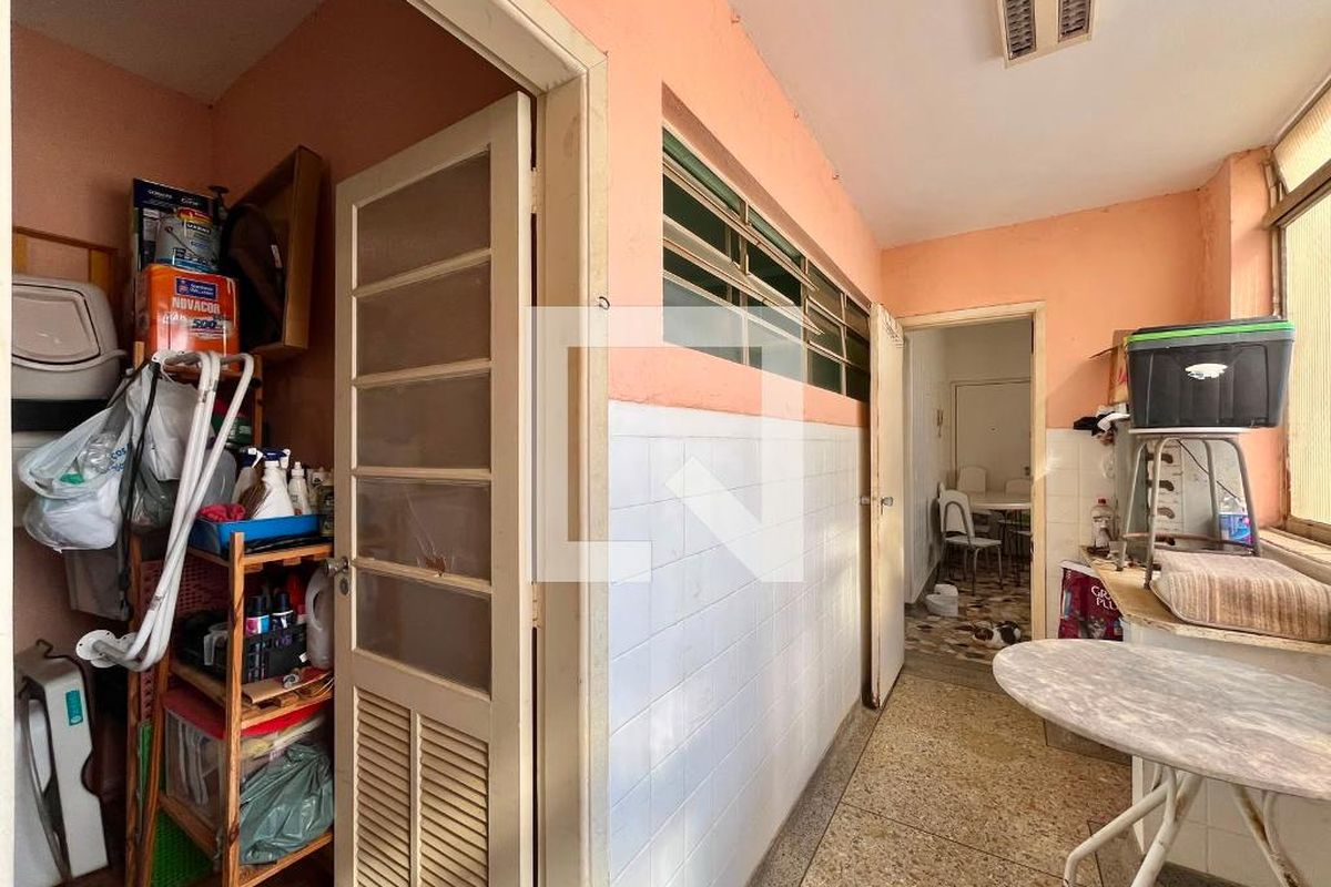Apartamento à Venda - Centro, 2 Quartos,  145 m2 em , Campinas - sp | SoloBR