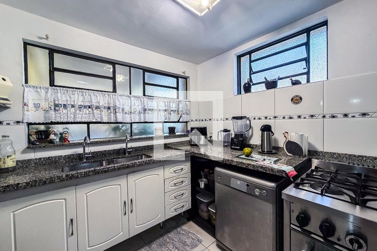 Casa, 5 quartos, 230 m² - Foto 51