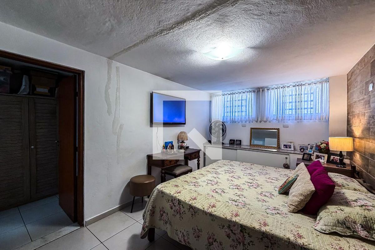 Casa, 5 quartos, 230 m² - Foto 11