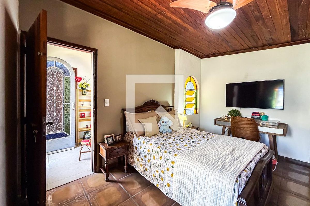 Casa, 5 quartos, 230 m² - Foto 40
