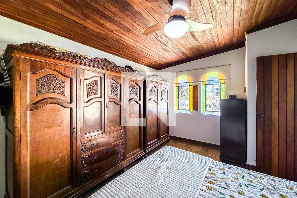 Casa, 5 quartos, 230 m² - Foto 43